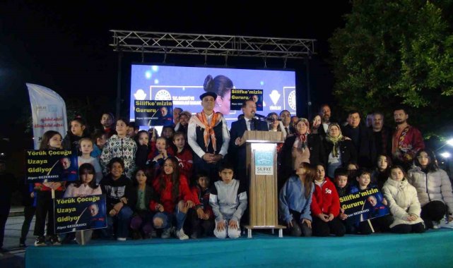 İlk Türk Astronot Alper Gezeravcı'nın uzay yolculuğuna hemşehrileri dualarla eşlik etti