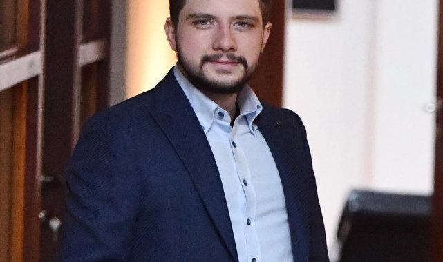 İşçilerin maaşı taahhüt edilen süreden 1 gün önce ödendi