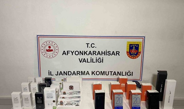 Jandarmadan kaçak cep telefonu operasyonu