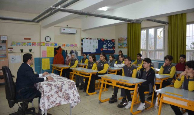 Kaymakam Yılmaz'dan sınava girecek öğrencilere motivasyon