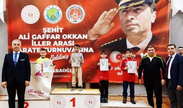 Körfezli karateciler Sakarya'dan madalyalarla döndü