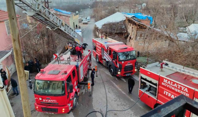 Malatya'da ev yangını