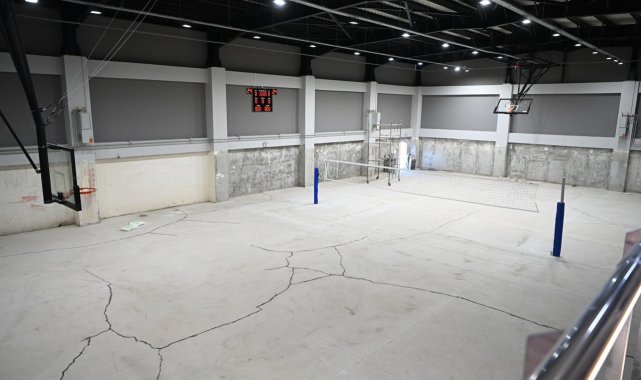 Maşukiye Kapalı Spor Salonu'nda sona doğru