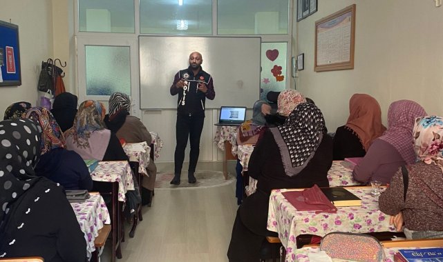 Mersin'de "En İyi Narkotik Polisi Anne" projesi eğitimleri sürüyor