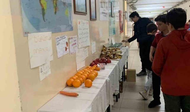 Minikler "Dürüstlük" konusunu uygulamalı olarak işledi