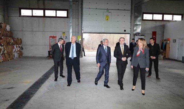 Niğde Ömer Halisdemir Üniversitesi'nde 'Sıfır Atık ve Enerji Verimliliği Çalıştayı' düzenlendi