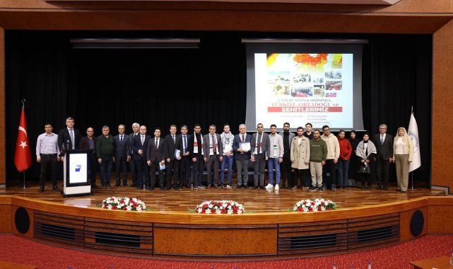 PAÜ'de 'Emperyalizm Karşısında Türkiye, Ortadoğu ve Şehitlerimiz' konulu panel gerçekleştirildi