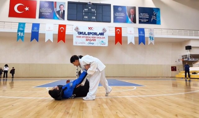Sinop'ta öğrencilere judo ve güreş kursu