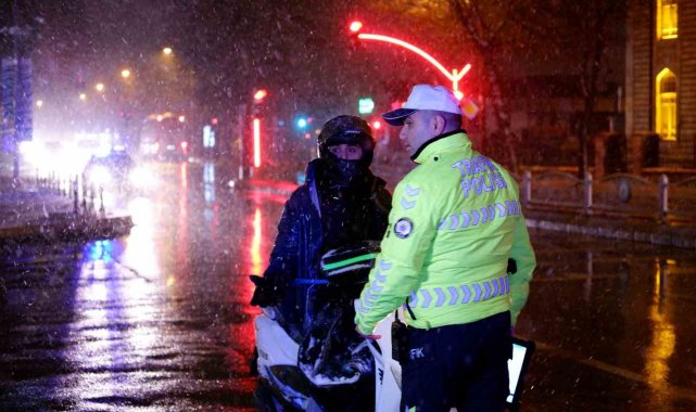 Uygulama noktasından kaçan motosikletli kamerada