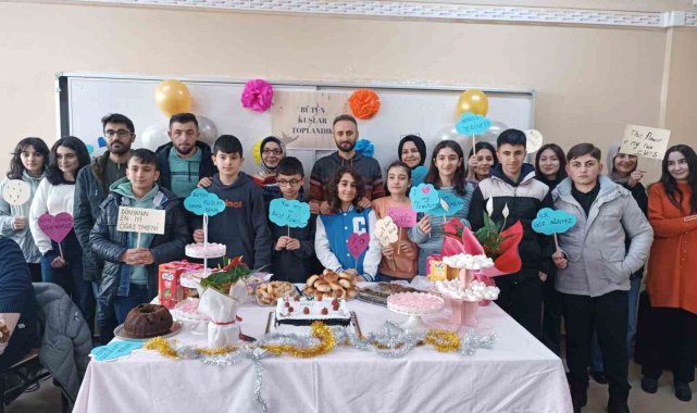Velilerden öğretmenlere anlamlı sürpriz