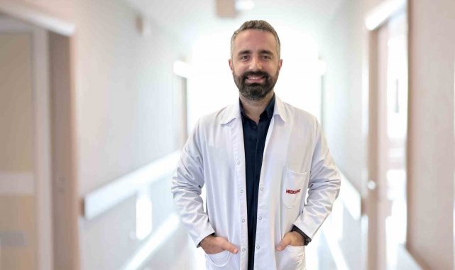 'Çocuklar öpücük hastalığına karşı korunmalı'