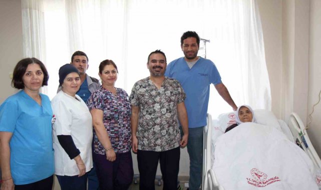 84 yaşındaki hasta safra yolundaki taş ve çamurdan ameliyat olmadan kurtuldu