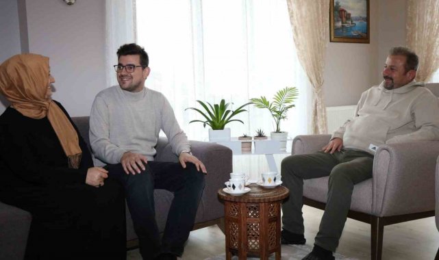 Abdülaziz artık hatıralar biriktiriyor
