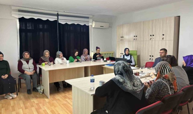 Aile Destek Merkezi'nde madde bağımlılığı eğitimi verildi