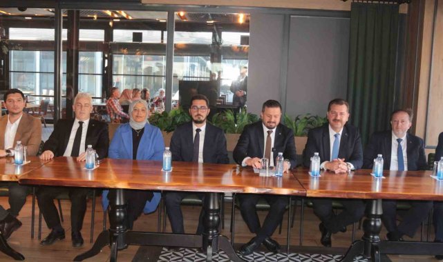AK Parti Balıkesir İl Başkanlığı Cumhurbaşkanı Erdoğan'ı bekliyor