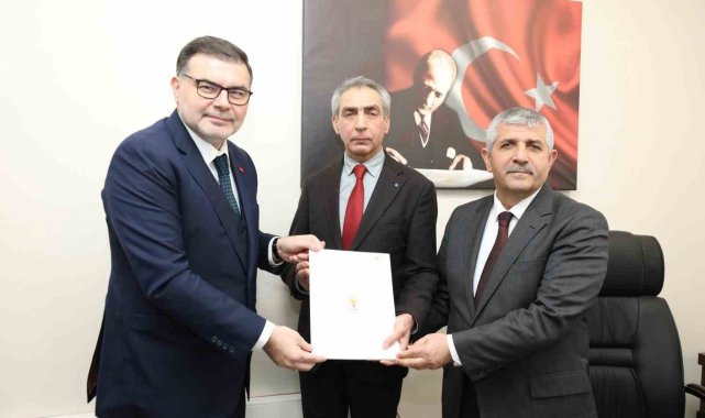 AK Partili Hamza Dağ'ın Cumhur İttifakı İzmir adayı olarak başvurusu yapıldı