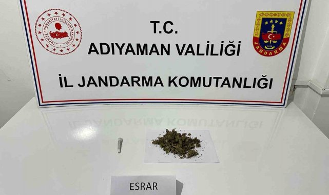 Araçta uyuşturucu madde ele geçirildi