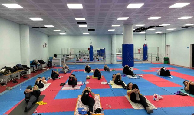 Aydın'da kadınlar güne sporla başlıyor