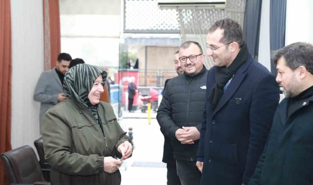 Başkan Ekim seçim gezilerini sürdürüyor