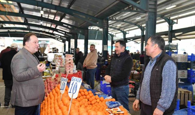 Başkan Orkan pazar esnafıyla buluştu