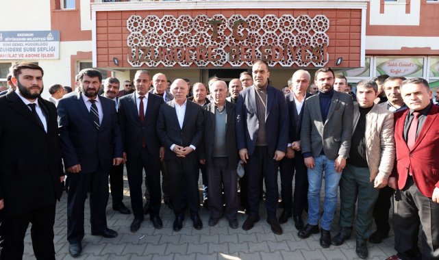Başkan Sekmen Uzundere'ye çıkarma yaptı