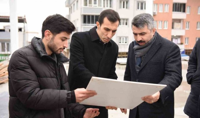 Başkan Yılmaz, Bağlaraltı pazar yerini inceledi