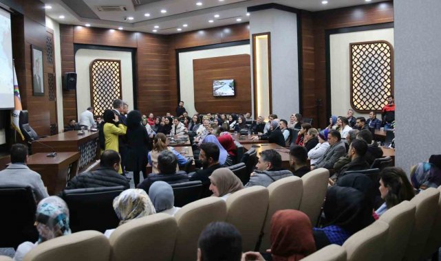 Belediye personellerine Türkiye'nin güzelliklerini anlattılar