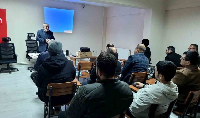 Bozdoğan'da din görevlileri kursta buluştu