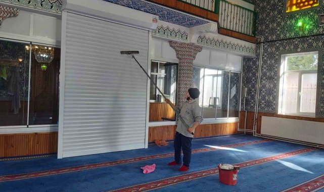 Bozüyük'te camiler Ramazana hazırlanıyor
