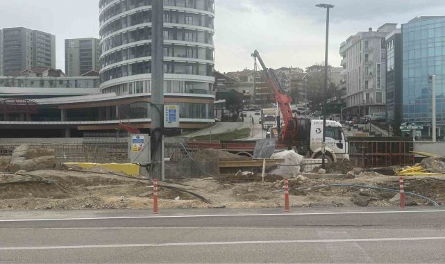 Bursa'ya 15 günlüğüne çalışmaya geldi, asansör boşluğuna düşerek hayatını kaybetti