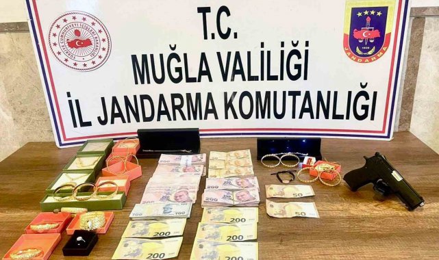 Çalıştığı eski işyerinden 3 bin Euro çaldı