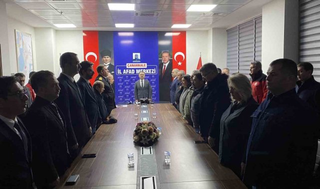 Çanakkale'de 6 Şubat Kahramanmaraş depreminin 1'inci yıl dönümünde hayatını kaybedenler anıldı