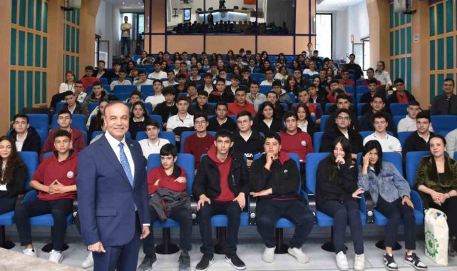 DOSTEK Koleji öğrencilerine vergi bilincini anlatıldı