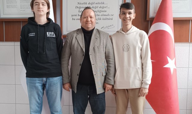 Eskişehir Fatih Fen Lisesi ekibi Türkiye geneli 'Münazara turnuvasında' başarılı oldu