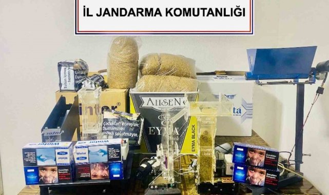 Evde kaçak sigara üretimine operasyon