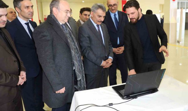 Genç Fikirler Fabrikası yarışmasında finale kalan 5 proje ödüllendirildi