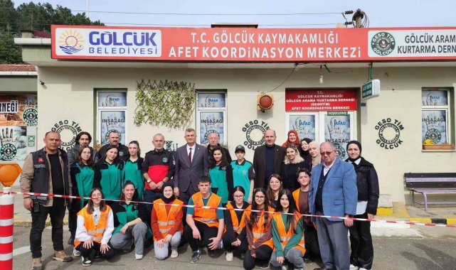 Gölcük'te arama kurtarma ekipleri göreve her daim hazır