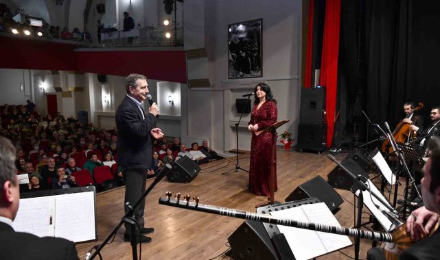 Güllerin Sesi Kadınlar Korosu konseri