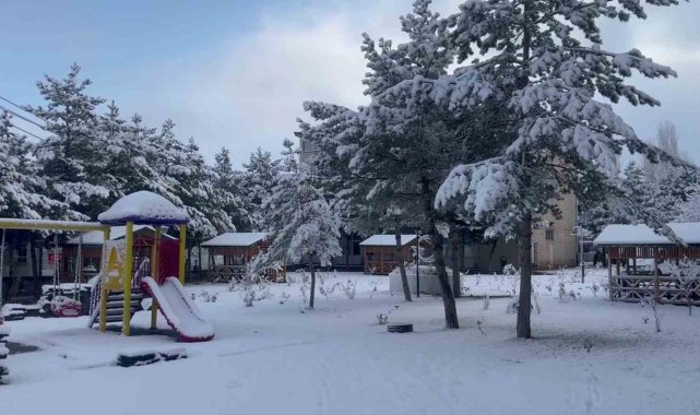 Hasretle beklenen kar bahara günler kala yağdı
