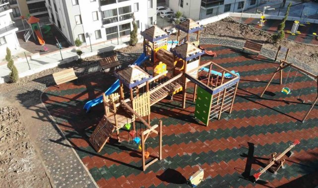 Hisartepe Mahallesi'nde çocuklar yeni parklarına kavuştu