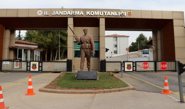 Jandarmanın çember operasyonunda 206 aranan şahıs yakalandı