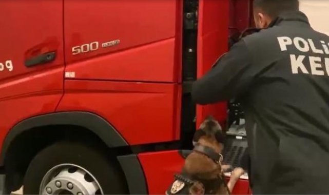Kapıkule'de tırda yangın tüpüne zulalanmış 18 kilo uyuşturucu ele geçirildi