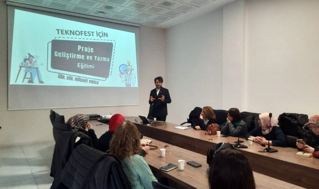 Kastamonu Üniversitesi'nden öğretmenlere proje eğitimi
