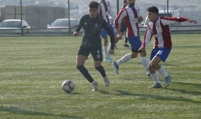 Kayseri Süper Amatör Küme: Kayseri Atletikspor: 3 - 1966 Turanspor: 2