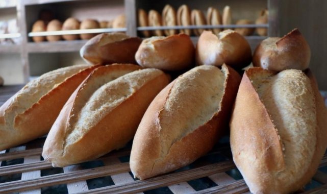 Kütahya'da ekmek zammına tepki: "Zamlı uygulama tekrar gözden geçirilmeli"