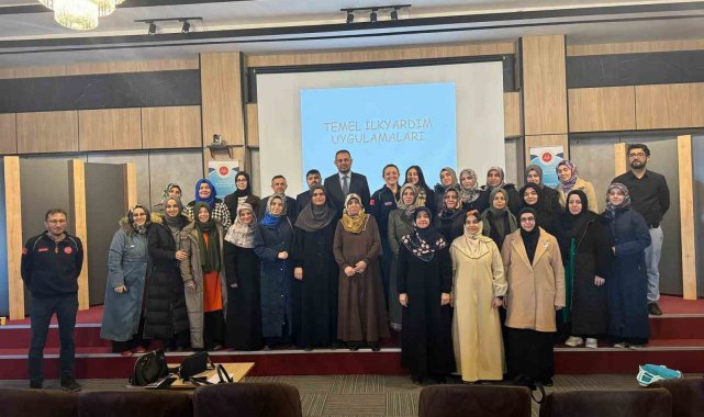 Kütahya'da Yatılı Kur'an Kursu öğreticileri için ilk yardım eğitimi