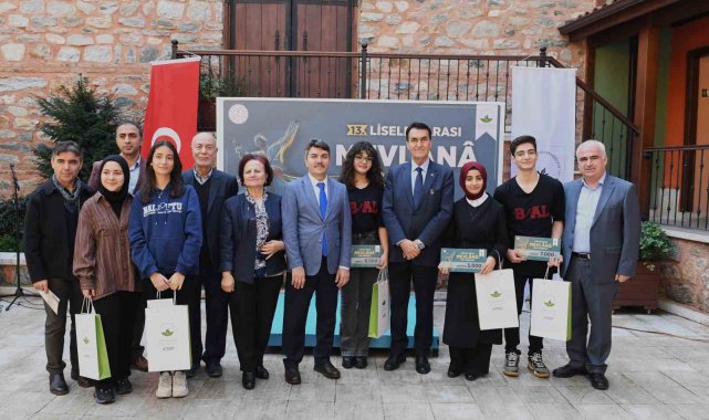 Liseliler en güzel şiirlerini Osmangazi'de okudu
