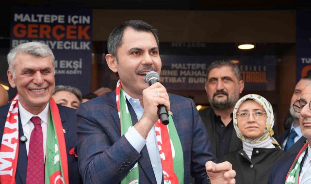 Maltepe'de konuşan İBB Başkan Adayı Kurum "Bizim ihalesini gerçekleştirdiğimiz metro inşaatına hafriyat dökerek tarihe geçtiler"