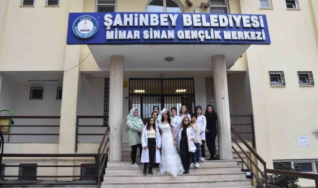 Şahinbey'den yeni evlenen çiftlere düğün hediyesi