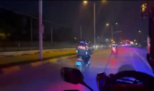 Sakarya'da 40 bin 83 adet cinsel içerikli ürün ele geçirildi